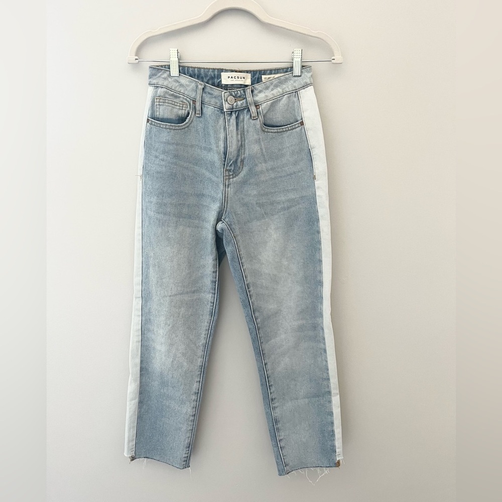 PacSun Two-Tone Tuxedo Stripe Light Wash Mom Jeans Size 24